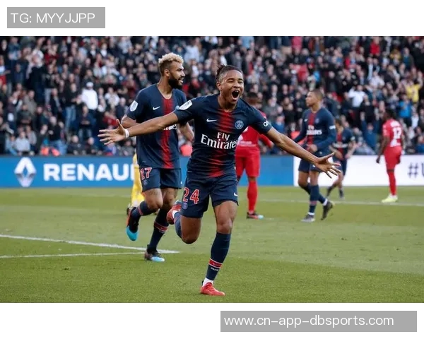 进球大战再掀高潮马尤卢闪耀巴黎3比3追平斯特拉斯堡