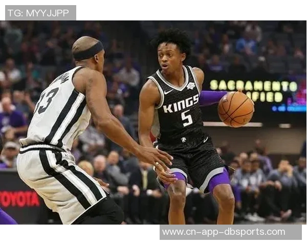 福克斯盛赞文班防守独特之处提升队友信心与进攻侵略性