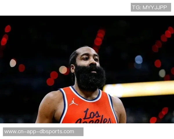 哈登表示球队阵容深度提升将努力寻找最佳阵容配置以争取胜利 哈登表示球队阵容深度提升将努力寻找最佳阵容配置以争取胜利