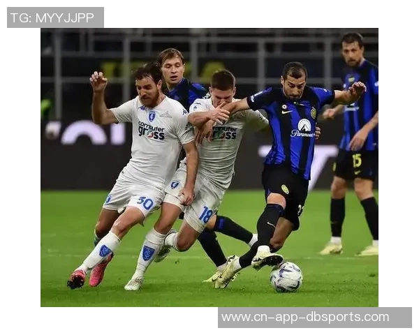 蓝黑太子迪马尔科庆祝职业生涯300场比赛里程碑展现卓越成就 蓝黑太子迪马尔科庆祝职业生涯300场比赛里程碑展现卓越成就