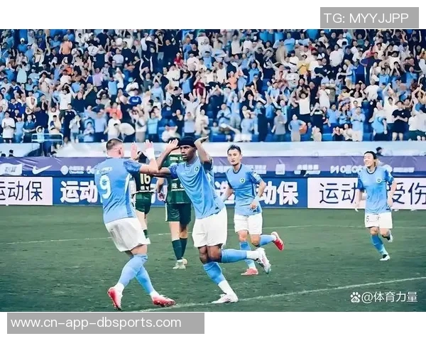 加西亚精彩过人破门新鹏城暂时领先国安1-0 加西亚精彩过人破门新鹏城暂时领先国安1-0